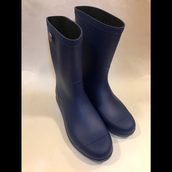 UGG Sienna Matte Rain Boots: Navy 10 - Picture 11 of 15
